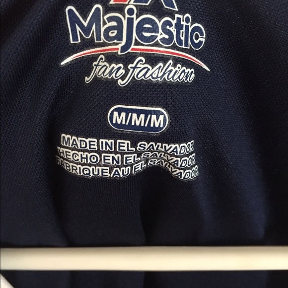 Women’s Majestic Red Sox Top - Picture 6 of 6